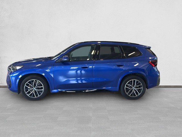 BMW X1 xDrive20d color Azul. Año 2025. 120KW(163CV). Diésel. En concesionario Enekuri Motor de Vizcaya