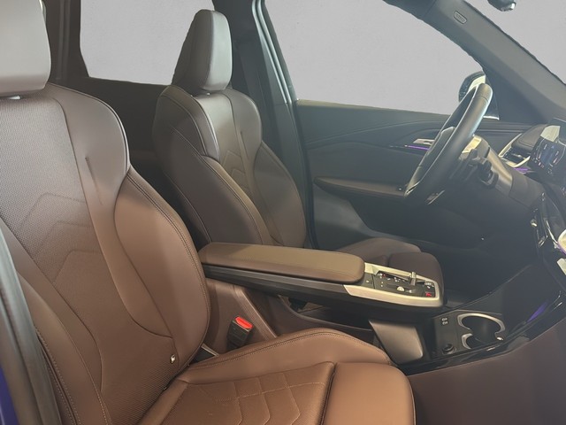 BMW X1 xDrive20d color Azul. Año 2025. 120KW(163CV). Diésel. En concesionario Enekuri Motor de Vizcaya