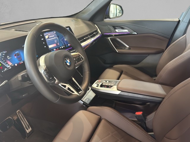 BMW X1 xDrive20d color Azul. Año 2025. 120KW(163CV). Diésel. En concesionario Enekuri Motor de Vizcaya