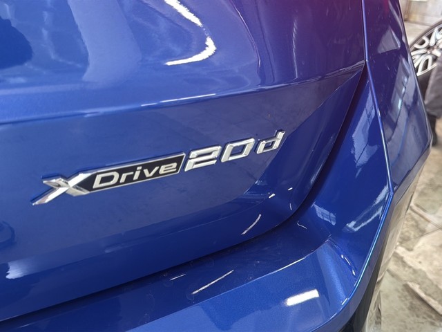 BMW X1 xDrive20d color Azul. Año 2025. 120KW(163CV). Diésel. En concesionario Enekuri Motor de Vizcaya