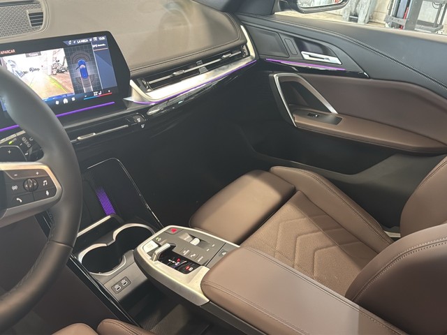 BMW X1 xDrive20d color Azul. Año 2025. 120KW(163CV). Diésel. En concesionario Enekuri Motor de Vizcaya