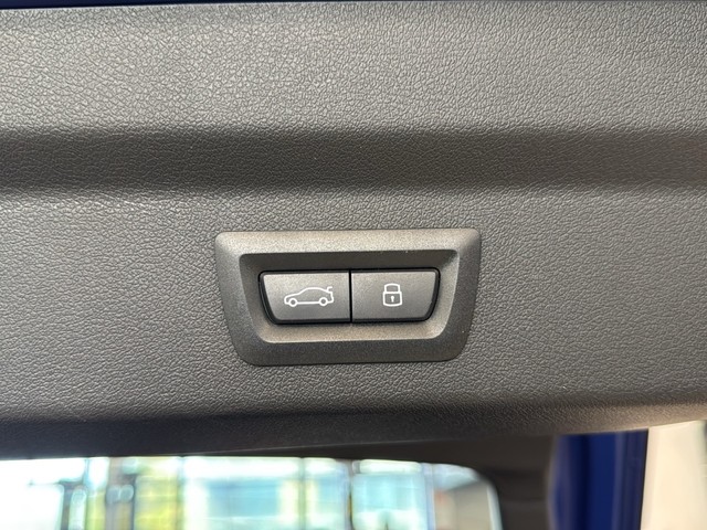 BMW X2 sDrive20d color Azul. Año 2025. 120KW(163CV). Diésel. En concesionario Enekuri Motor de Vizcaya