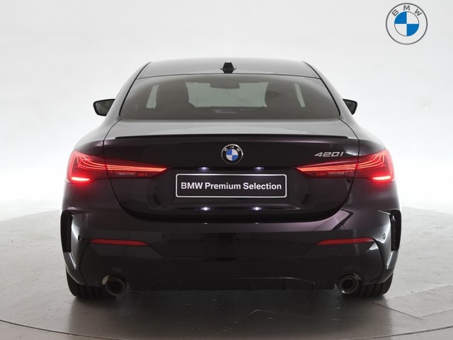 BMW Serie 4 420i Coupe color Negro. Año 2025. 135KW(184CV). Gasolina. En concesionario BYmyCAR Madrid - Algete de Madrid