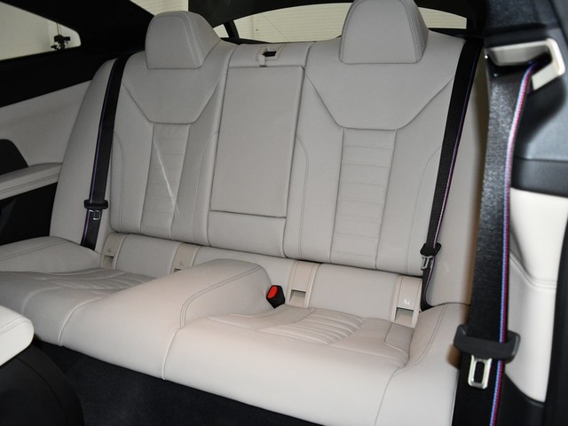 BMW Serie 4 420i Coupe color Negro. Año 2025. 135KW(184CV). Gasolina. En concesionario BYmyCAR Madrid - Algete de Madrid