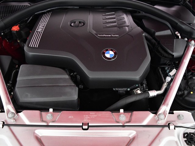 BMW Serie 4 420i Coupe color Rojo. Año 2025. 135KW(184CV). Gasolina. En concesionario BYmyCAR Madrid - Algete de Madrid