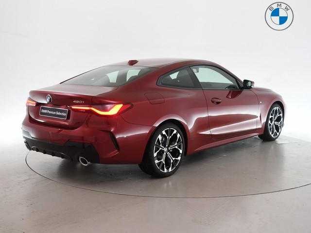 BMW Serie 4 420i Coupe color Rojo. Año 2025. 135KW(184CV). Gasolina. En concesionario BYmyCAR Madrid - Algete de Madrid