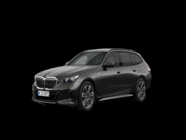BMW Serie 5 530e Touring color Gris. Año 2025. 220KW(299CV). Híbrido Electro/Gasolina. En concesionario BYmyCAR Madrid - Algete de Madrid