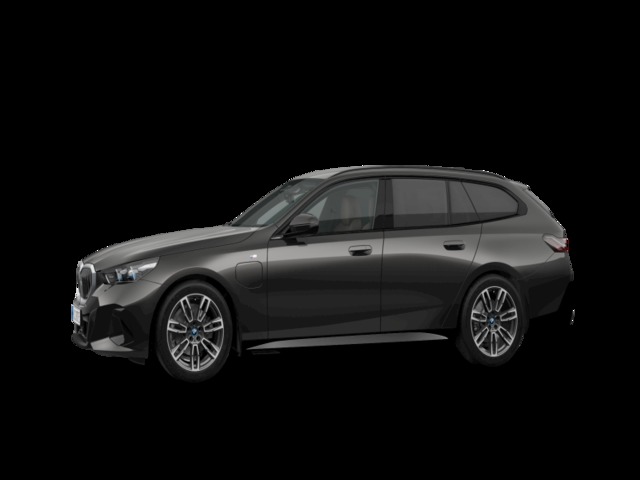 BMW Serie 5 530e Touring color Gris. Año 2025. 220KW(299CV). Híbrido Electro/Gasolina. En concesionario BYmyCAR Madrid - Algete de Madrid
