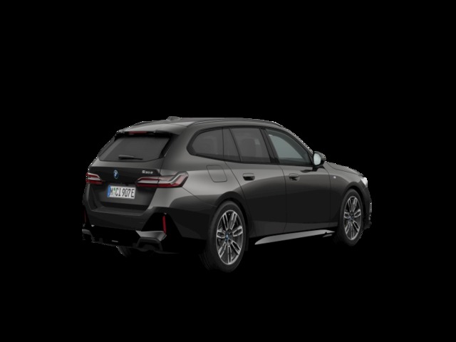 BMW Serie 5 530e Touring color Gris. Año 2025. 220KW(299CV). Híbrido Electro/Gasolina. En concesionario BYmyCAR Madrid - Algete de Madrid