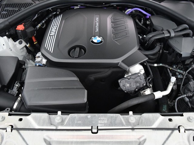 BMW Serie 3 318d color Blanco. Año 2025. 110KW(150CV). Diésel. En concesionario BYmyCAR Madrid - Algete de Madrid