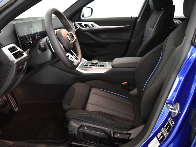 BMW Serie 4 420d Gran Coupe color Azul. Año 2025. 140KW(190CV). Diésel. En concesionario BYmyCAR Madrid - Algete de Madrid