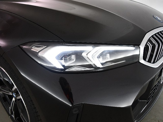 BMW Serie 3 330e Touring color Negro. Año 2025. 215KW(292CV). Híbrido Electro/Gasolina. En concesionario BYmyCAR Madrid - Algete de Madrid