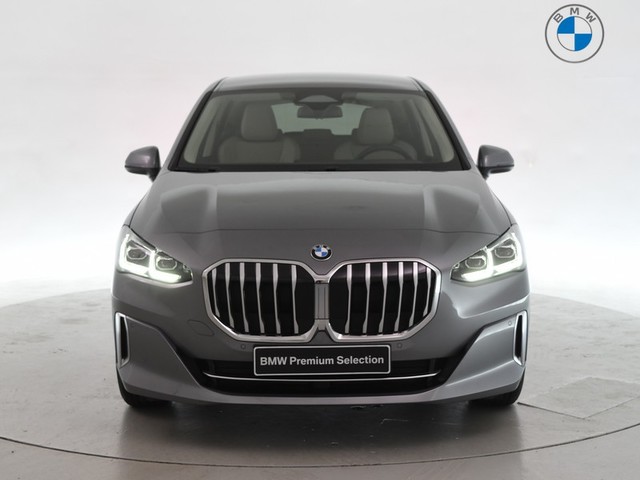 BMW Serie 2 220d Active Tourer color Gris. Año 2025. 120KW(163CV). Diésel. En concesionario BYmyCAR Madrid - Algete de Madrid