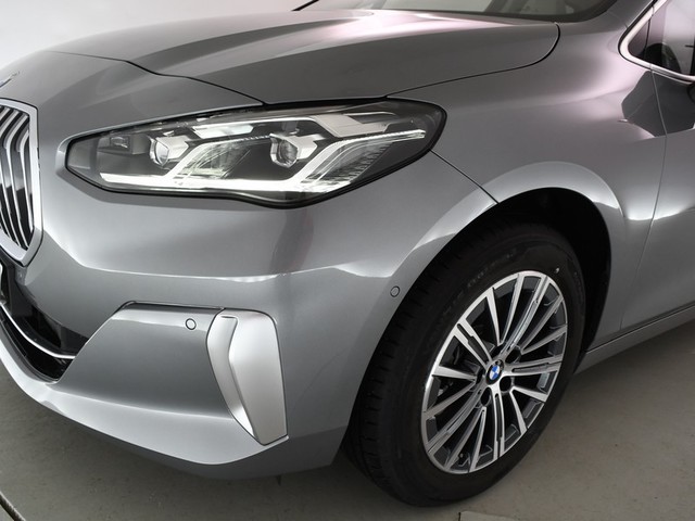 BMW Serie 2 220d Active Tourer color Gris. Año 2025. 120KW(163CV). Diésel. En concesionario BYmyCAR Madrid - Algete de Madrid