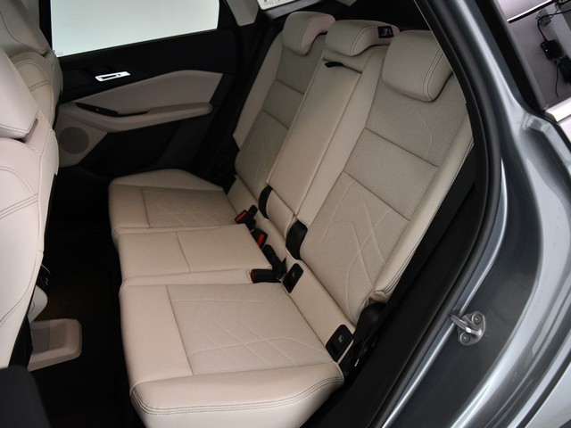 BMW Serie 2 220d Active Tourer color Gris. Año 2025. 120KW(163CV). Diésel. En concesionario BYmyCAR Madrid - Algete de Madrid