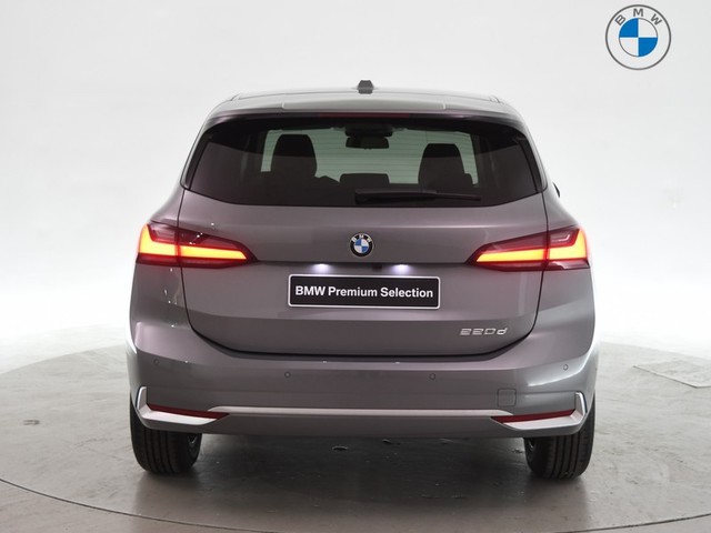 BMW Serie 2 220d Active Tourer color Gris. Año 2025. 120KW(163CV). Diésel. En concesionario BYmyCAR Madrid - Algete de Madrid