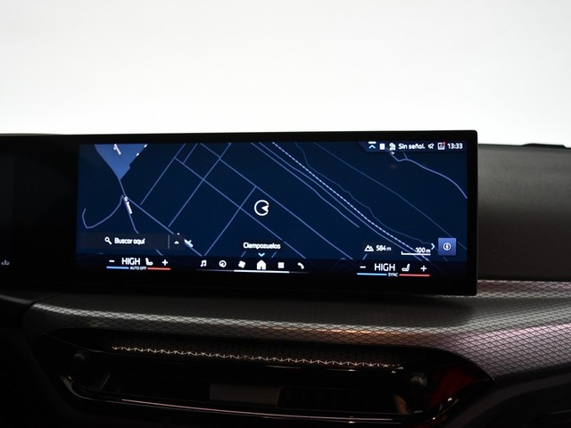 BMW Serie 3 330i color Negro. Año 2025. 180KW(245CV). Gasolina. En concesionario BYmyCAR Madrid - Algete de Madrid