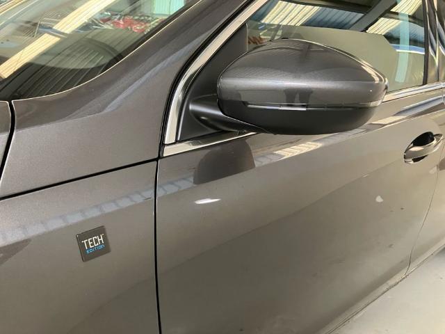 Peugeot 308 PureTech 130 S&S Tech Edition EAT8 96 kW (130 CV)