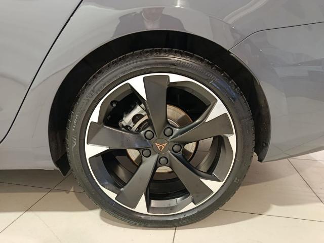 CUPRA Leon Sportstourer 1.5 eTSI DSG 110 kW (150 CV)