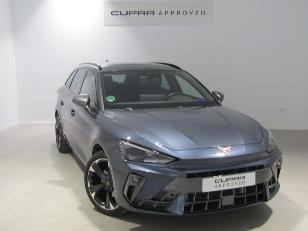 CUPRA Leon Sportstourer en Motorflash