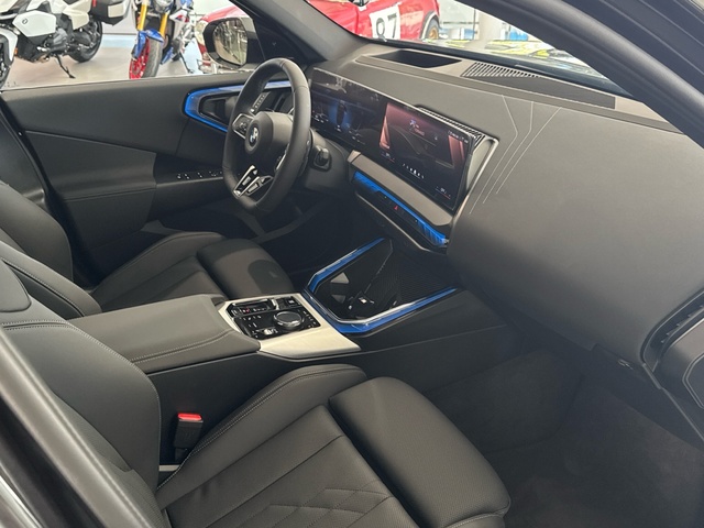 BMW X3 xDrive20d color Gris. Año 2025. 145KW(197CV). Diésel. En concesionario Burgocar (Bmw y Mini) de Burgos