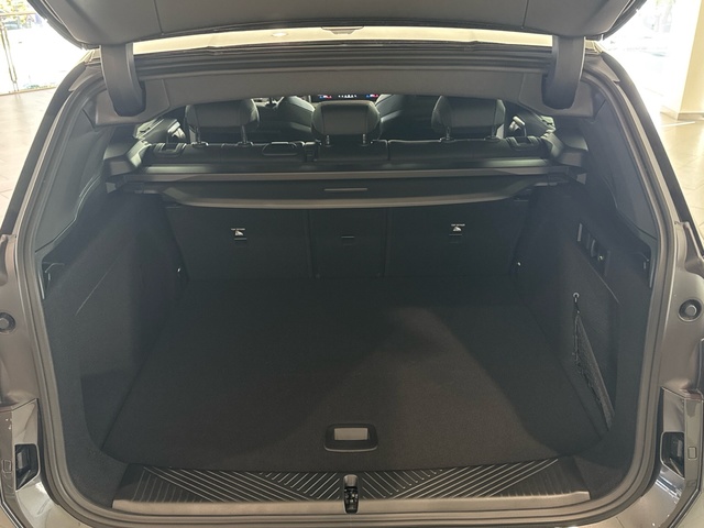 BMW X3 xDrive20d color Gris. Año 2025. 145KW(197CV). Diésel. En concesionario Burgocar (Bmw y Mini) de Burgos