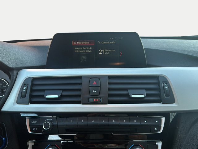 BMW Serie 3 318d color Gris. Año 2018. 110KW(150CV). Diésel. En concesionario Ilbira Motor | Granada de Granada