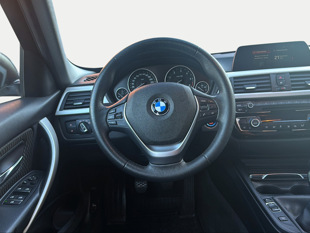 BMW Serie 3 318d color Gris. Año 2018. 110KW(150CV). Diésel. En concesionario Ilbira Motor | Granada de Granada