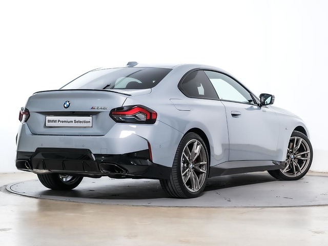 BMW Serie 2 M240i Coupe color Gris. Año 2025. 275KW(374CV). Gasolina. En concesionario Oliva Motor Tarragona de Tarragona