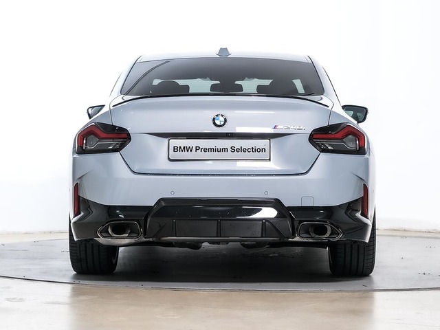 BMW Serie 2 M240i Coupe color Gris. Año 2025. 275KW(374CV). Gasolina. En concesionario Oliva Motor Tarragona de Tarragona