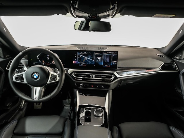 BMW Serie 2 M240i Coupe color Gris. Año 2025. 275KW(374CV). Gasolina. En concesionario Oliva Motor Tarragona de Tarragona