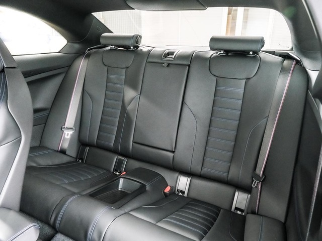 BMW Serie 2 M240i Coupe color Gris. Año 2025. 275KW(374CV). Gasolina. En concesionario Oliva Motor Tarragona de Tarragona