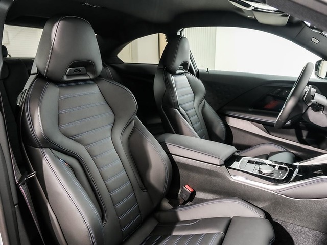 BMW Serie 2 M240i Coupe color Gris. Año 2025. 275KW(374CV). Gasolina. En concesionario Oliva Motor Tarragona de Tarragona