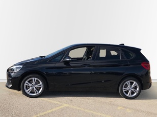 Fotos de BMW Serie 2 218d Active Tourer color Negro. Año 2021. 110KW(150CV). Diésel. En concesionario Proa Premium Palma de Illes Balears
