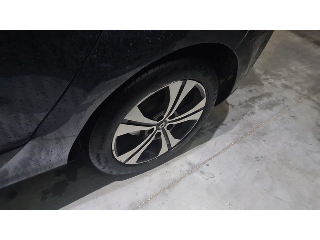 Renault Grand Scenic 2.0 Bose Edition Auto-CVT 103 kW (140 CV)