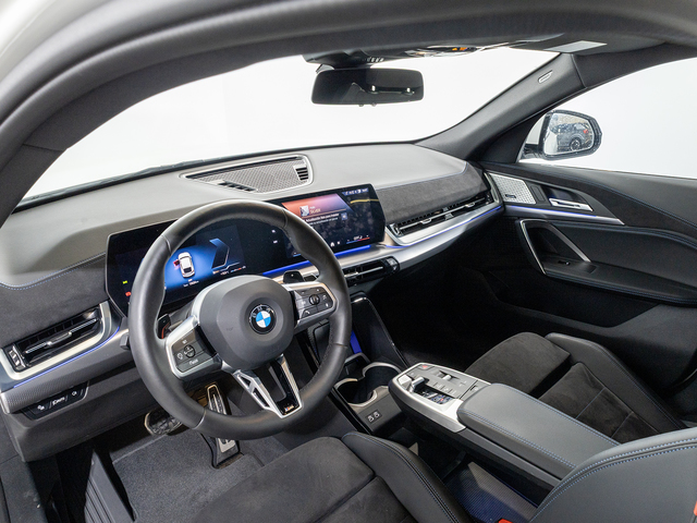 BMW X2 xDrive20d color Blanco. Año 2025. 120KW(163CV). Diésel. En concesionario Oliva Motor Girona de Girona