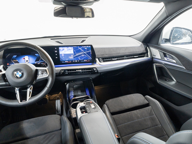 BMW X2 xDrive20d color Blanco. Año 2025. 120KW(163CV). Diésel. En concesionario Oliva Motor Girona de Girona