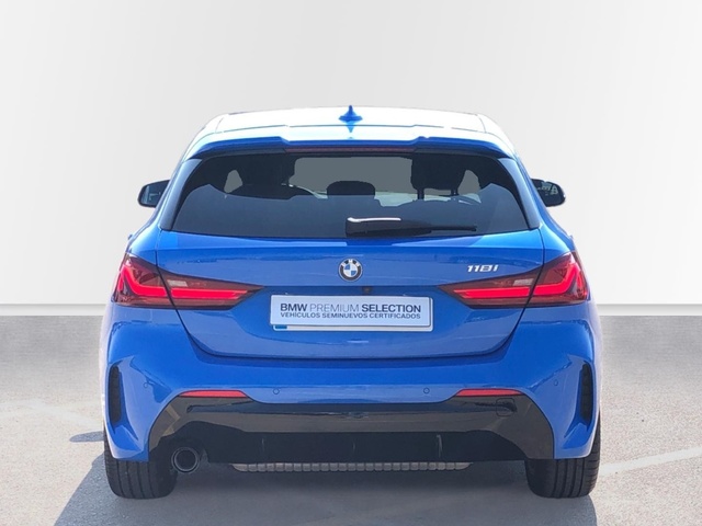 BMW Serie 1 118i color Azul. Año 2023. 103KW(140CV). Gasolina. En concesionario Proa Premium Palma de Illes Balears