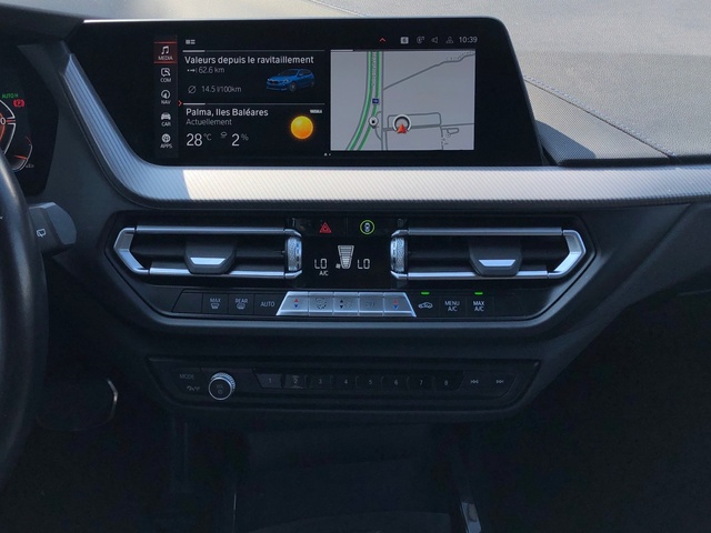 BMW Serie 1 118i color Azul. Año 2023. 103KW(140CV). Gasolina. En concesionario Proa Premium Palma de Illes Balears