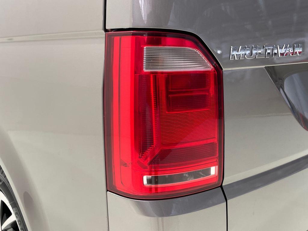 Volkswagen Multivan 2.0 TDI en Barcelona