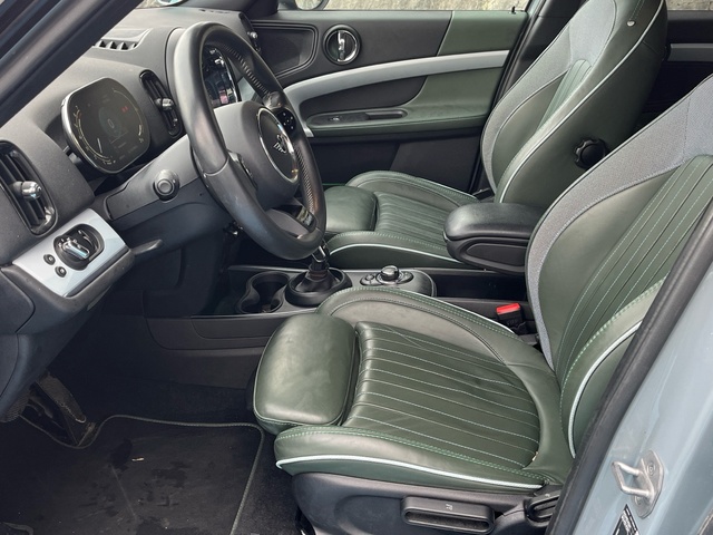 fotoG 20 del MINI MINI Countryman Cooper 100 kW (136 CV) 136cv Gasolina del 2022 en Cantabria