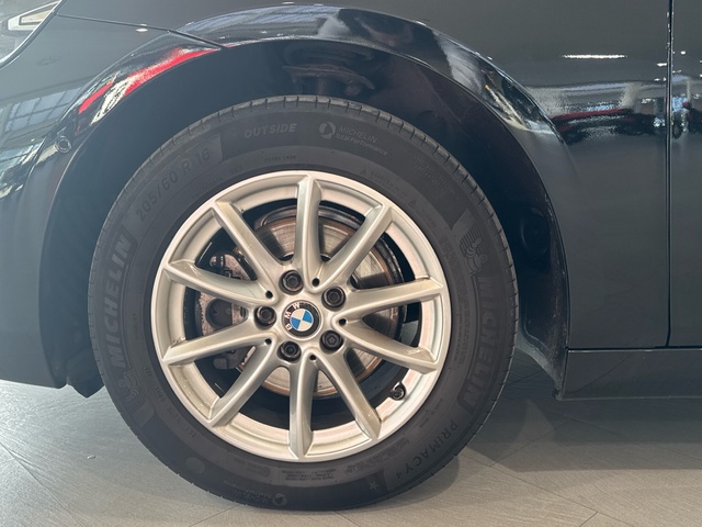 BMW Serie 2 216d Active Tourer color Negro. Año 2020. 85KW(116CV). Diésel. En concesionario Burgocar (Bmw y Mini) de Burgos