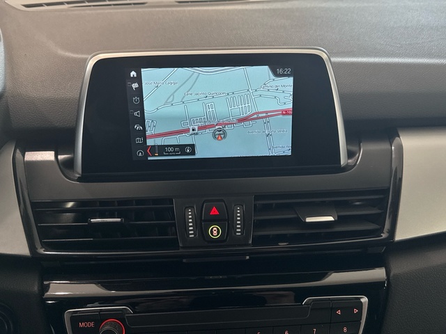 BMW Serie 2 216d Active Tourer color Negro. Año 2020. 85KW(116CV). Diésel. En concesionario Burgocar (Bmw y Mini) de Burgos