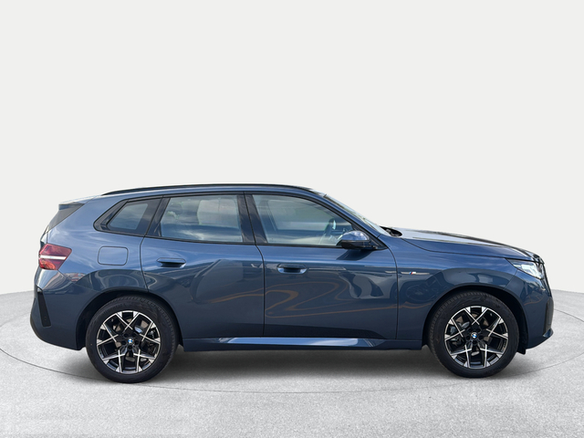 BMW X3 xDrive20d color Azul. Año 2025. 145KW(197CV). Diésel. En concesionario Motri Motor Jaén de Jaén