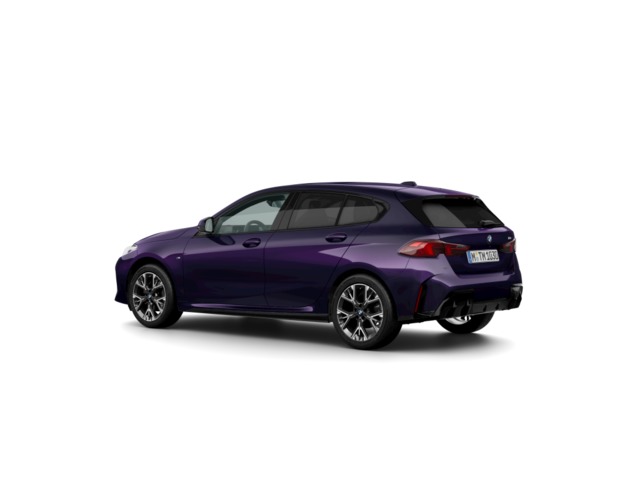 BMW Serie 1 120i color Violeta. Año 2025. 125KW(170CV). Gasolina. En concesionario Movilnorte El Carralero de Madrid