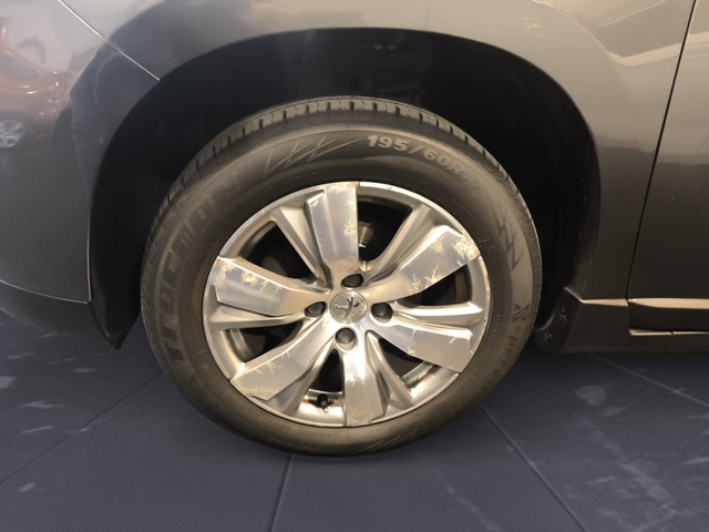 Peugeot 2008 PureTech 110 S&S Style 81 kW (110 CV)