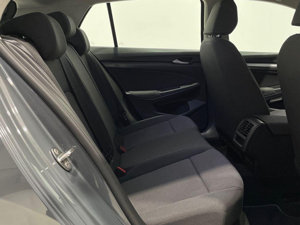 Volkswagen Golf 1.0 TSI en Barcelona