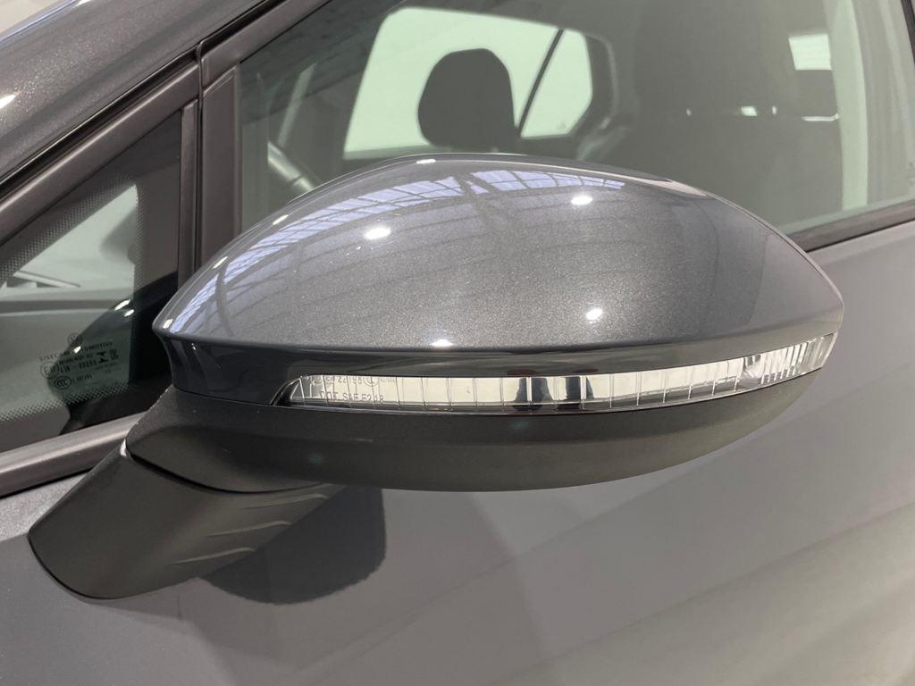 Volkswagen Golf 1.0 TSI en Barcelona