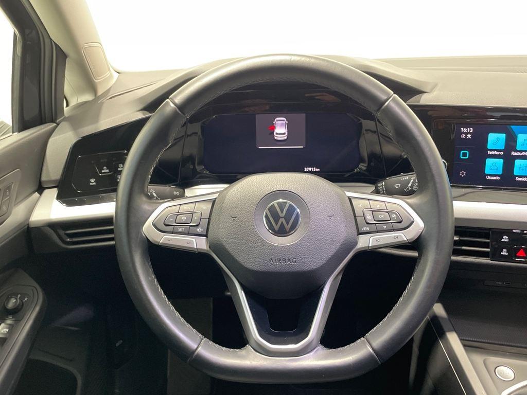Volkswagen Golf 1.0 TSI en Barcelona