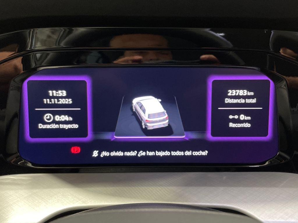 Volkswagen Golf 1.5 TSI en Barcelona